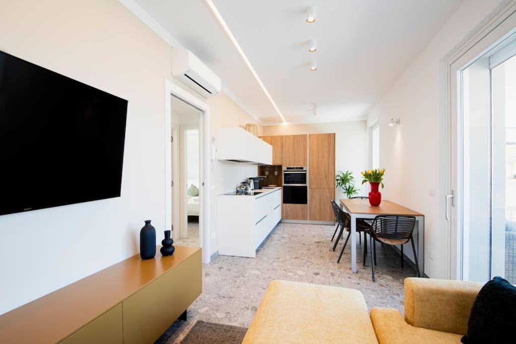 L&l Apartment